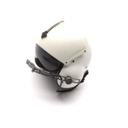 Casco de piloto 1:7-1:8