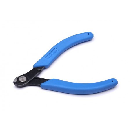 Wire cutters for steel wire